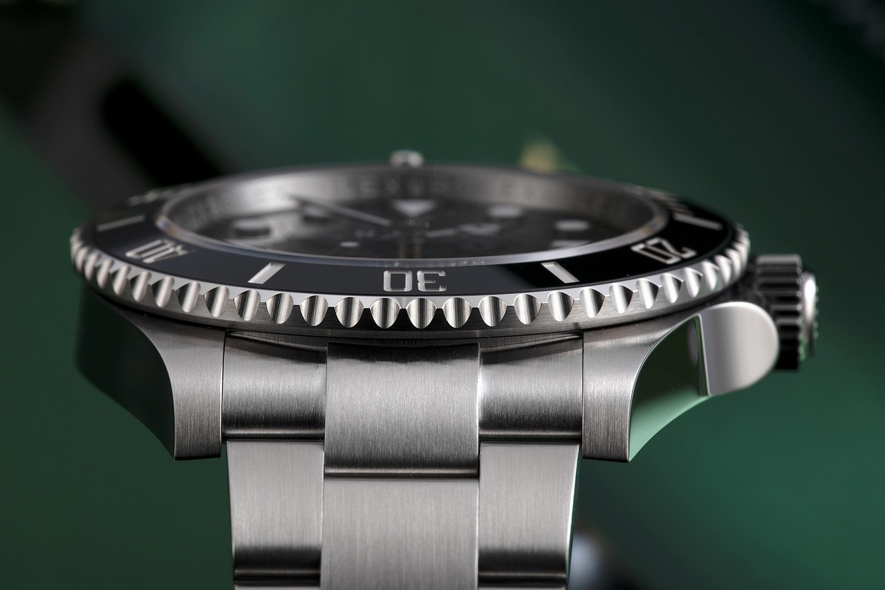 The Impact of Aftermarket Modifications on Rolex Watch Buyer Offers